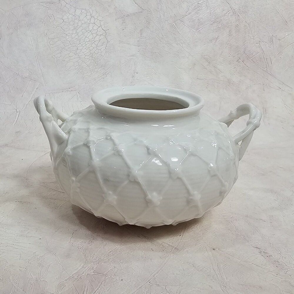 Grace's Teaware Sugar Bowl Bird Finial Lattice Design White Porcelain - No‎ Lid - Picture 7 of 8